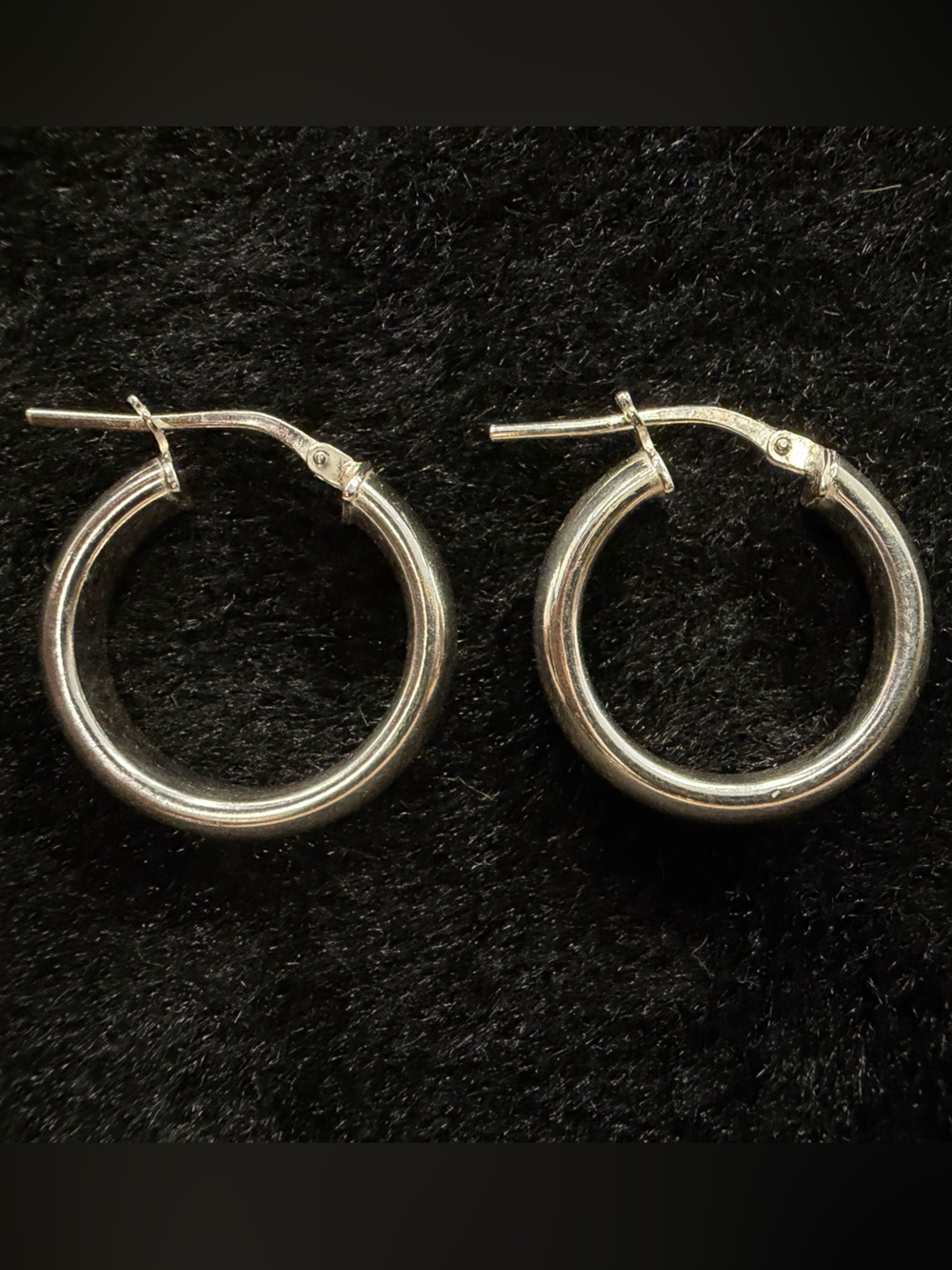 Sterling Silver High Polished Round Hoops 19mm